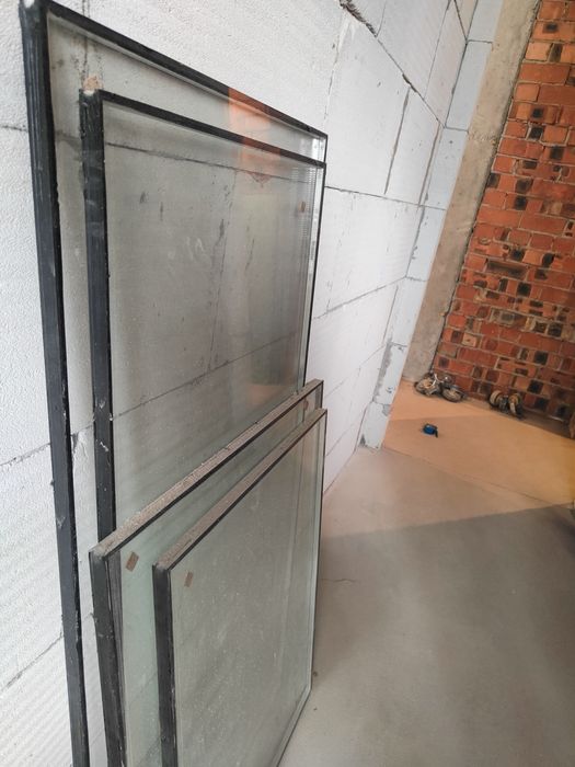 Двер .Пластик двер (есик)