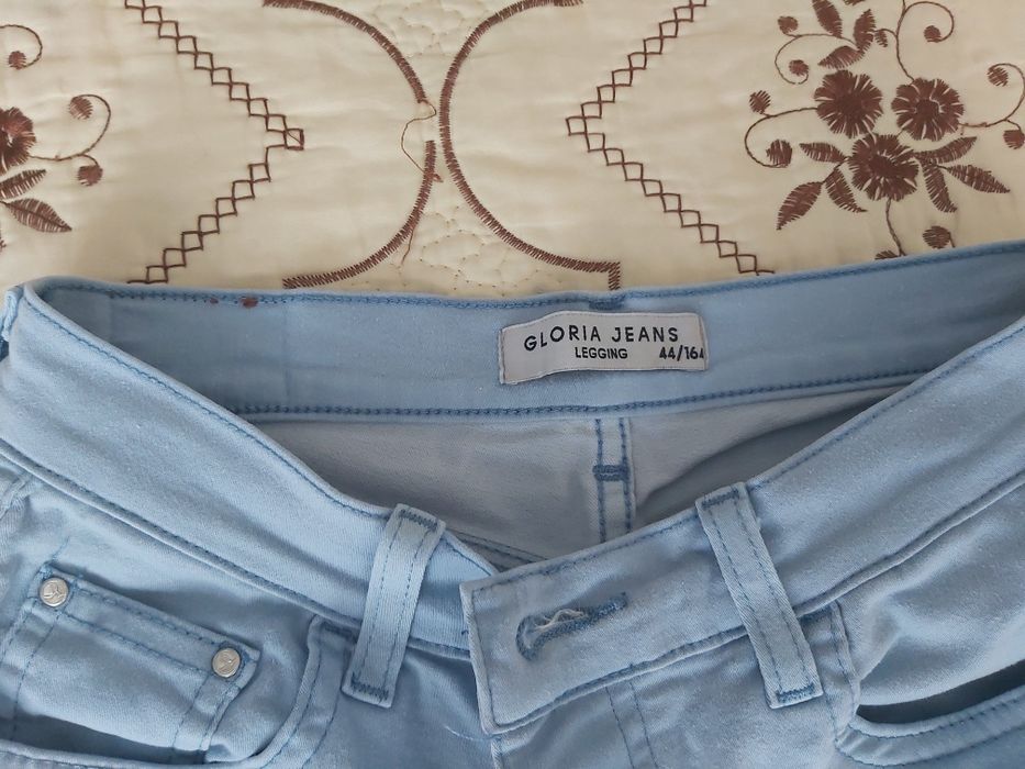 Летние джинсы женские