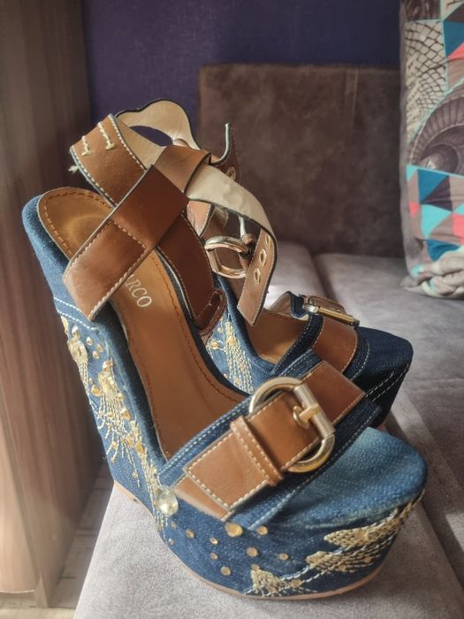 Продам Босоножки джинсовые