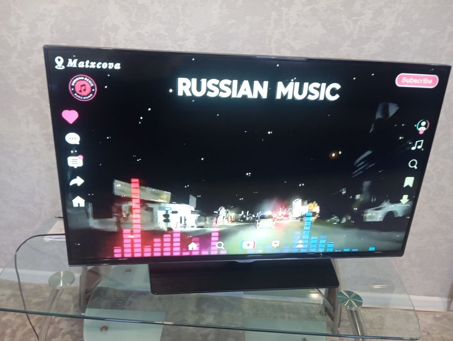 Продам samsung smart TV