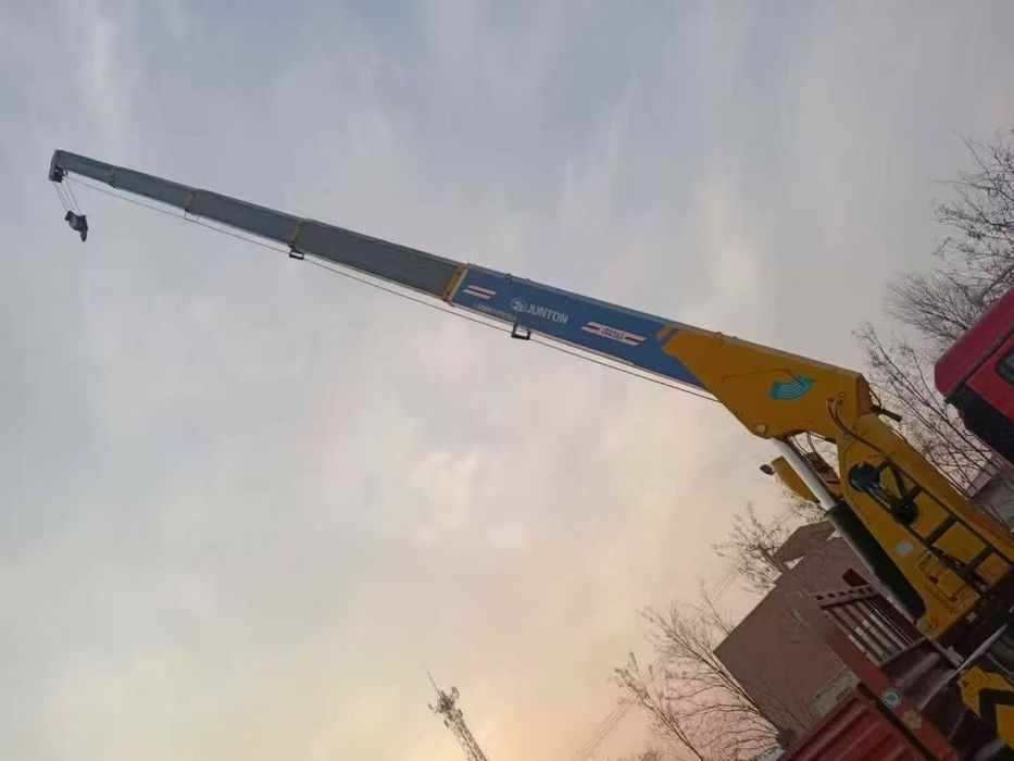 14 тонн малипулятор