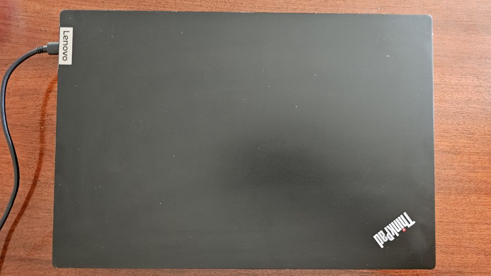 lenovo  thinkpad E14 gen2 ryzen 5 4500u 8gb 256gb