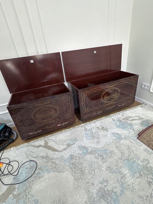 Мебель сандық б/у. Лаковый.