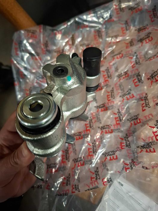 Заден ляв апарат за Пежо 406 НОВ