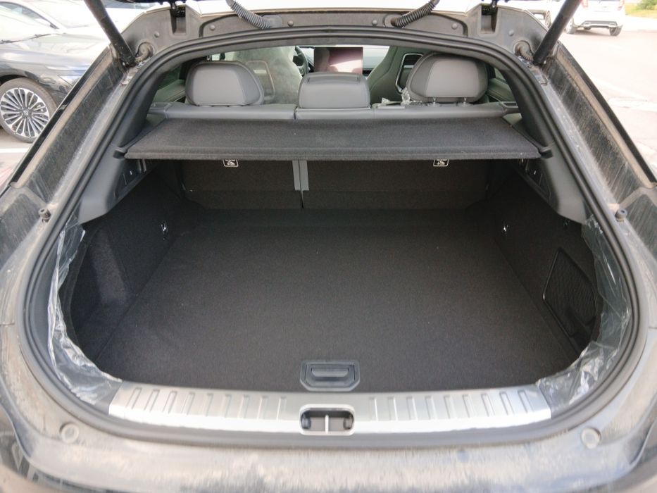 ZEEKR 001 YOU 3.3 Секунд 100 км Sotiladi