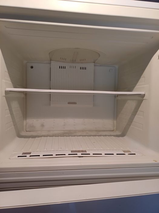 Холодильник Midea  AD-585FWE