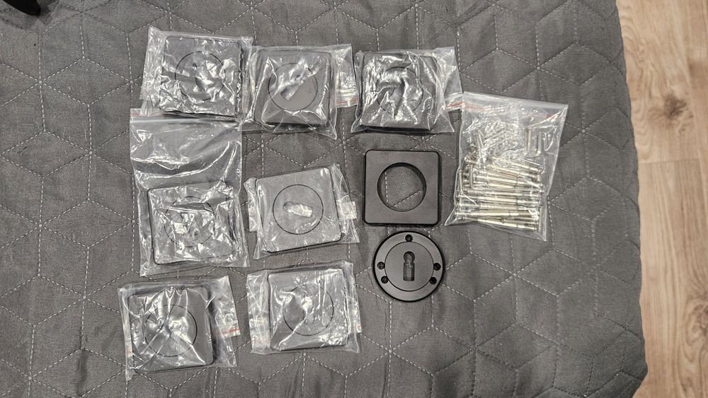 Vand manere de usi interior culoare negru