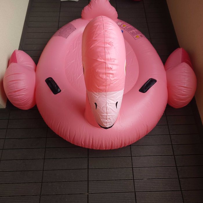 Детски надуваем дюшек фламинго INTEX