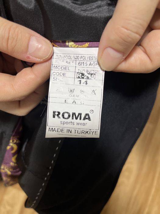 Темно синий пиджак