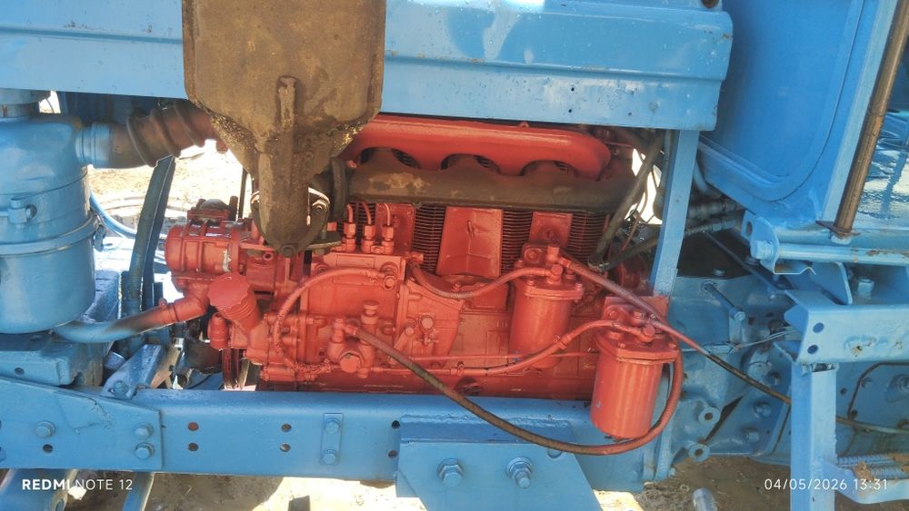 Traktor T28 pagruzchik