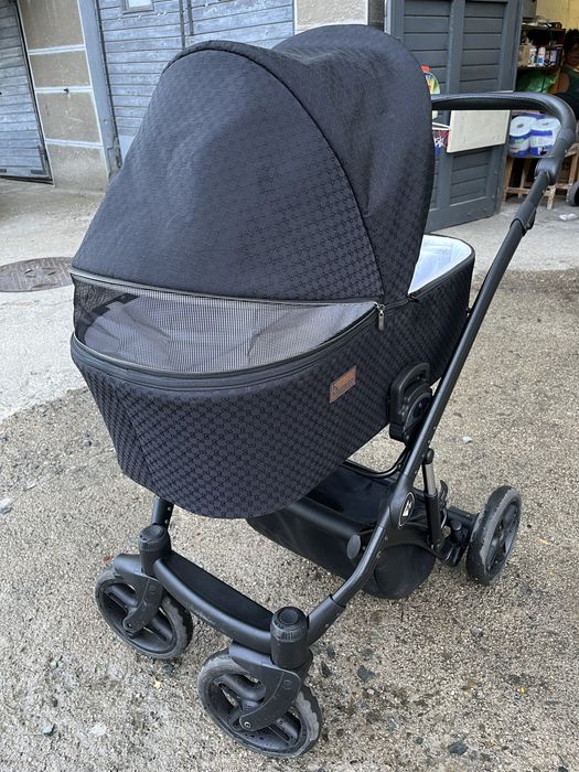 Бебешка количка полска