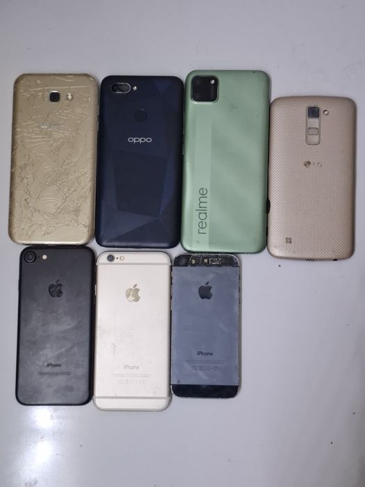 Продаются телефоны