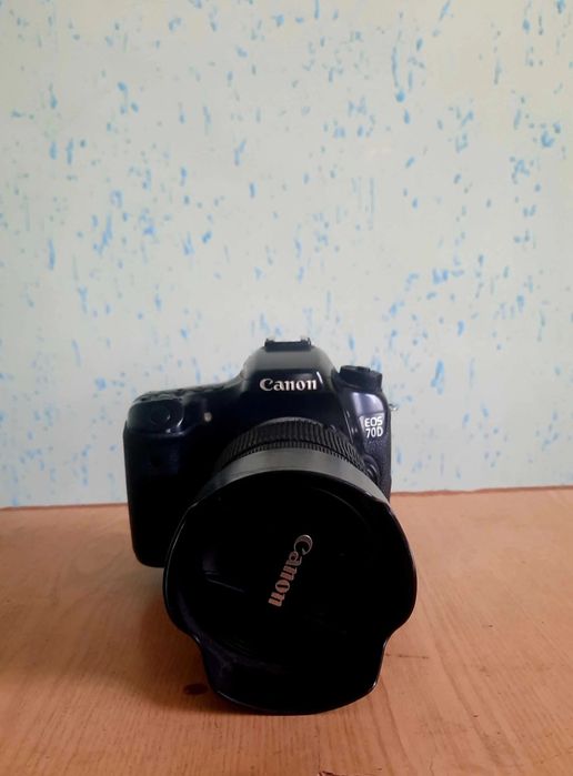 Canon 70 d 
To'yga tayyor xolda
Qo'shib beriladi shtativ prj