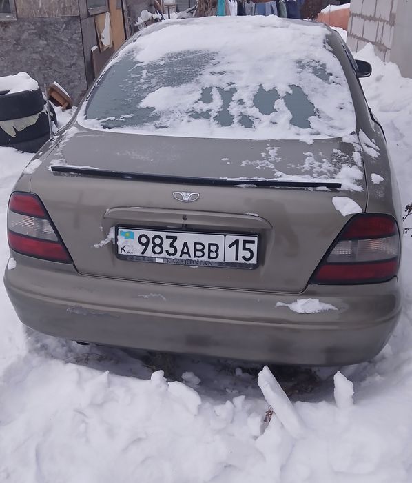 Автомобиль Dawoo leaganza