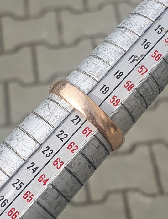 Inel din aur de 14K lucrat manual cu filigram și rubin – mărimea 60 – 6,88 g