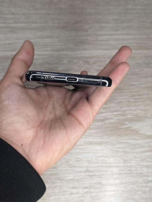 Samsung galaxy s21 ultra 5G 12/256gb holati yaxshi