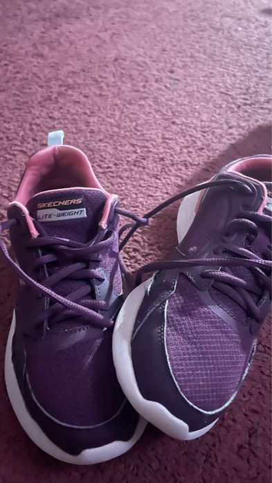 кроссовки скечерс