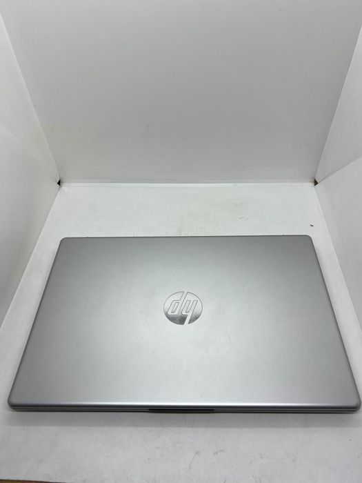 HP 14-EM0021NE Ryzen 5 7520U -A-
