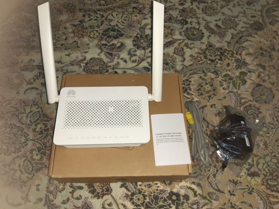 Роутер WI-FI Huawei Echolife HG8145V5