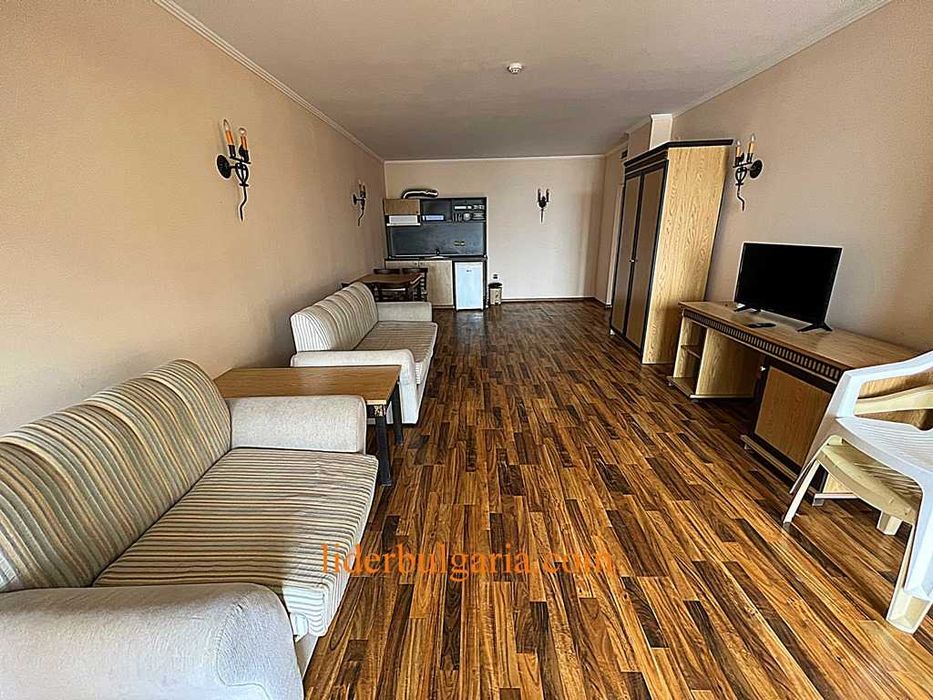 Продава се Двустаен апартамент в к.к. Елените - 92 кв.м за 755 €/кв.м - Снимка #5