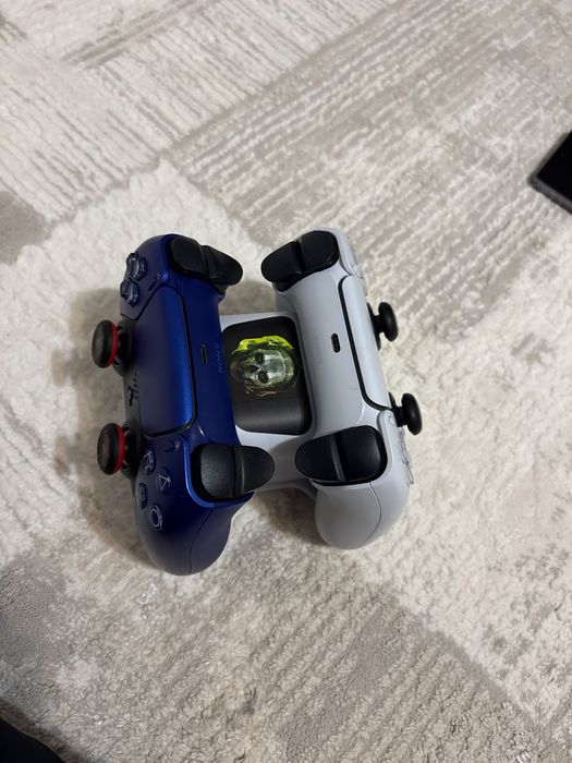 Ps 5, продаётся в идеальный состояние!