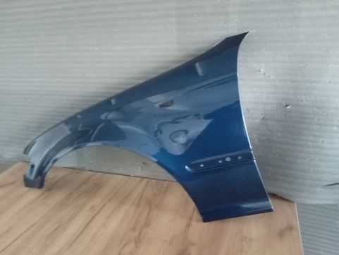 Aripa Fata Stanga BMW E46 An 2002-2005 (i364 (Albastru))