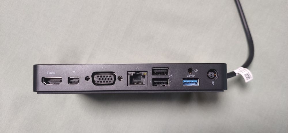 Докинг Дел WD15 + 130в зарядно / Docking  Dell WD15+ 130w charger