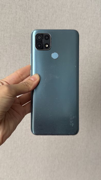 Продам oppo телефон