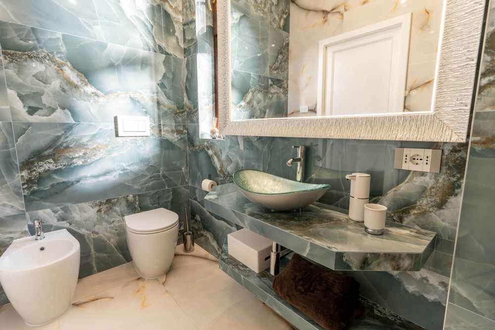 Proprietate Premium de vânzare | 142 MP | Ultracentral – STR. EROILOR | Autorizată pentru regim hotelier