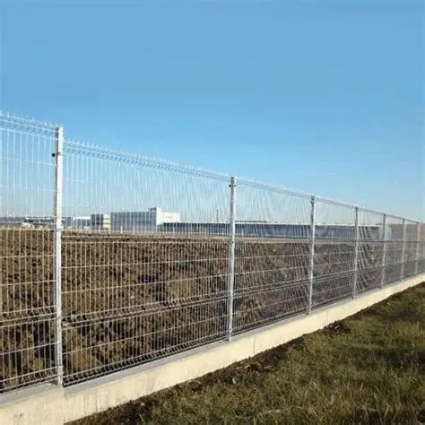 Construim garduri din plasă bordurata la oferta