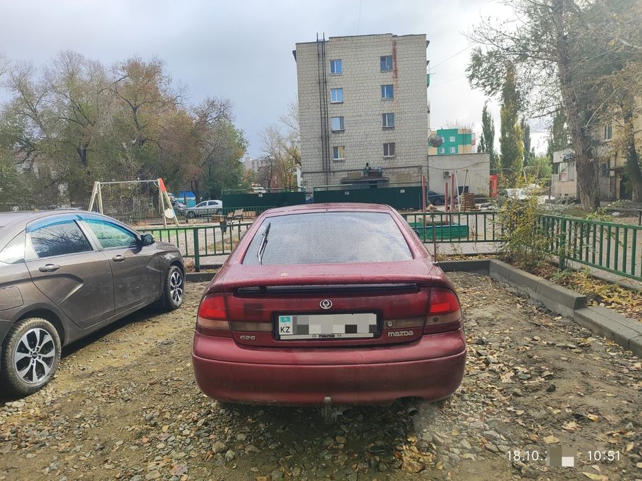 Продам  мазду либо обмен варианты