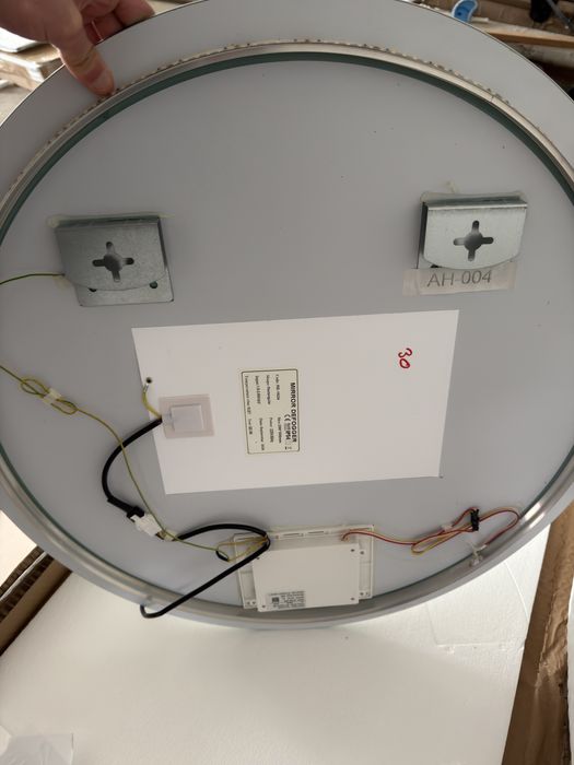 Oglinda de baie rotunda cu Led si dezaburire 70 cm