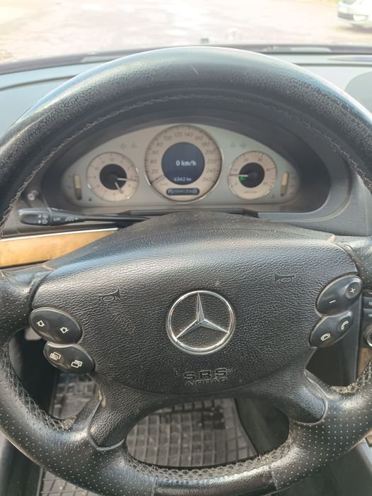 Vind Mercedes E 280