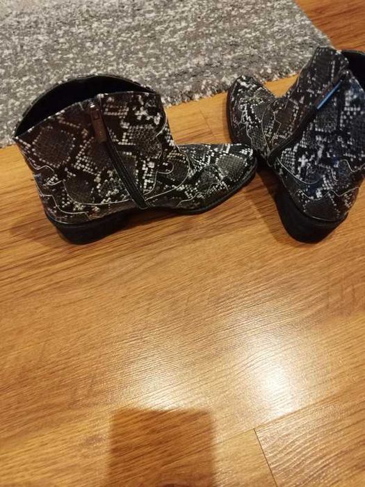 Botine dama piele lacuita