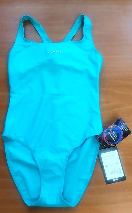 купальник для девочки, куплен за 10600