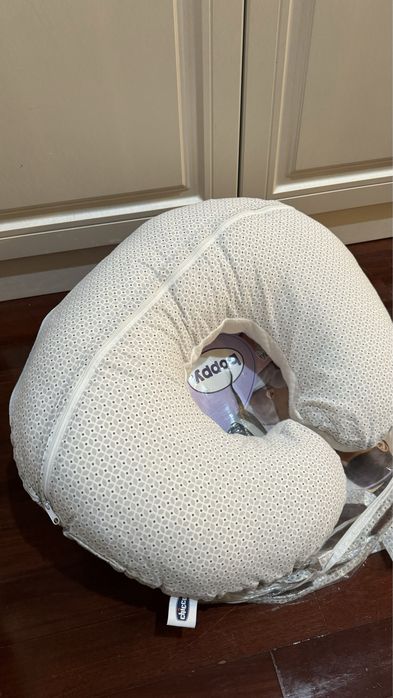 Подушка для кормления