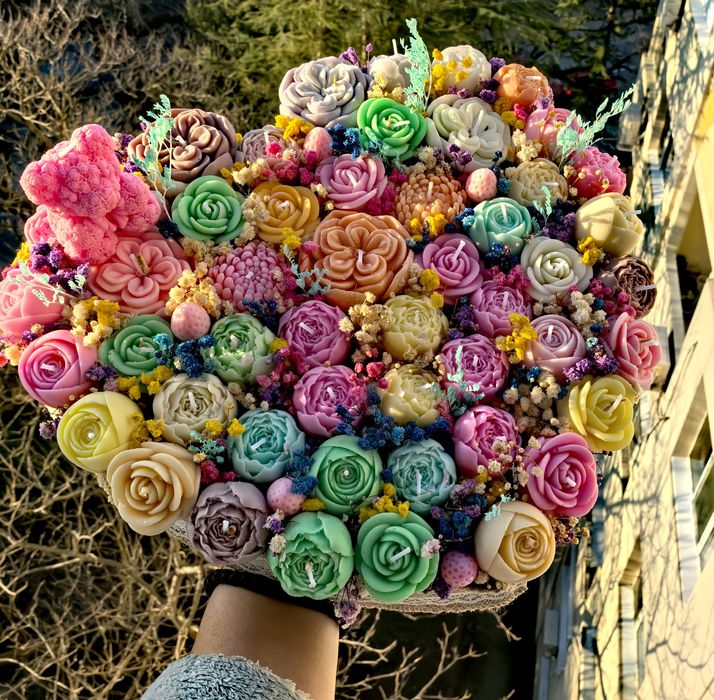 Букети от соеви свещи