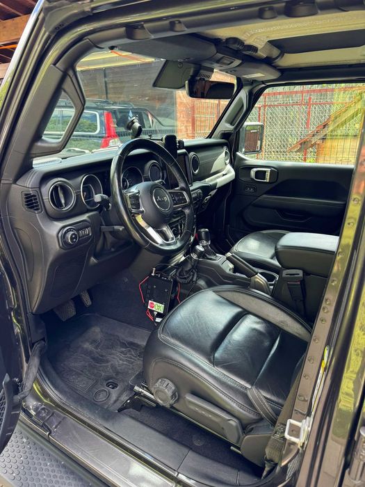 Jeep Wrangler 2,2 CRDi, 2020/TVA deductibil/8AT/Softtop/model Overland/ACC/piele/audio Alpin