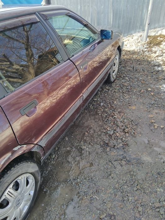 Продам ауди б3 1990года срочно