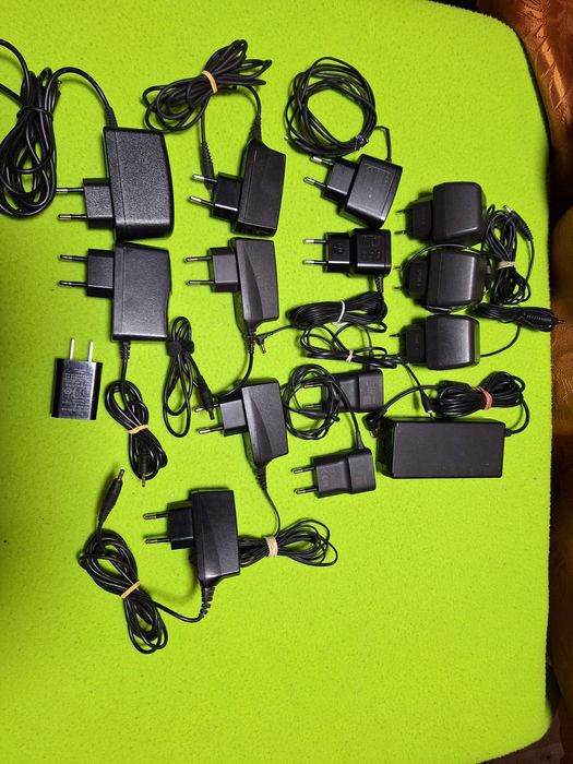 Alimentatoare / incarcatoare pentru telefoane