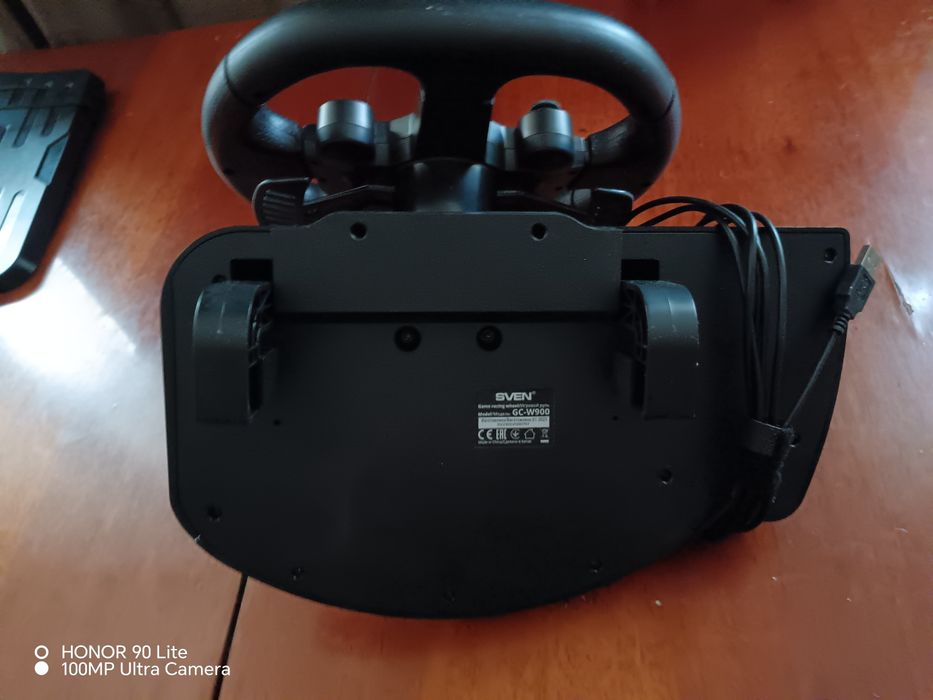 Игровой руль SVEN GC - W900