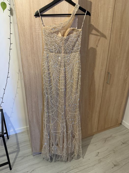 Rochie lunga cu trena detasabila