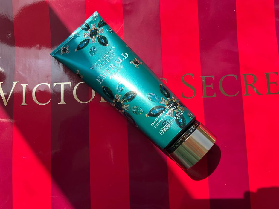 ОРИГИНАЛЕНА Victoria’s Secret  козметика