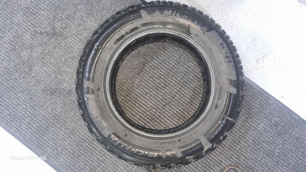 Продам два колеса