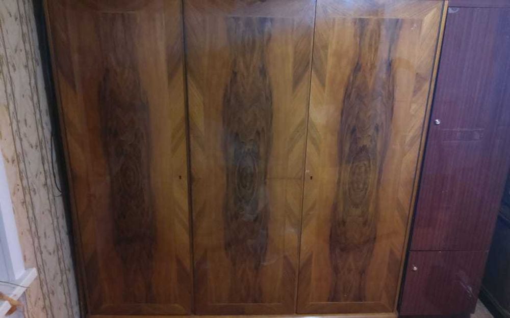 плательный шкаф, 3- х створчатый