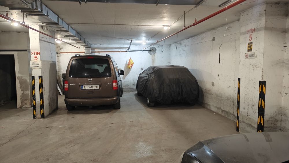 Дава се под наем Гараж / Паркомясто в София, Люлин 2 - 13 кв.м за 74.46 € - Снимка #1