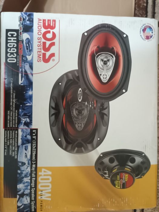 Vând boxe Boss Chaos