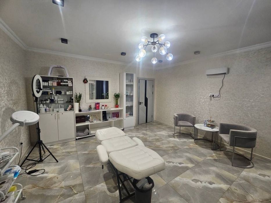 Евро нежилое помещение 75кв.м первая линия фасад 6м средний ремонт