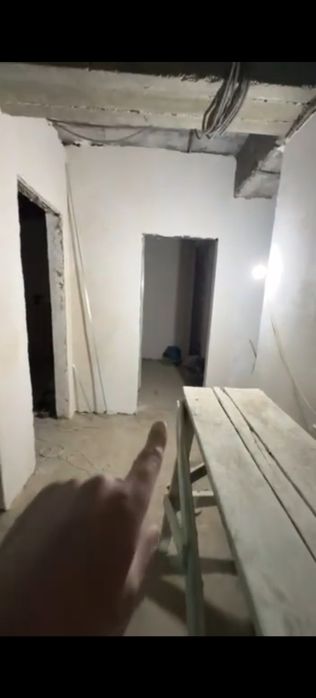 Срочно продаётся 4х ком квартира Вагзал Караван 2 етаж