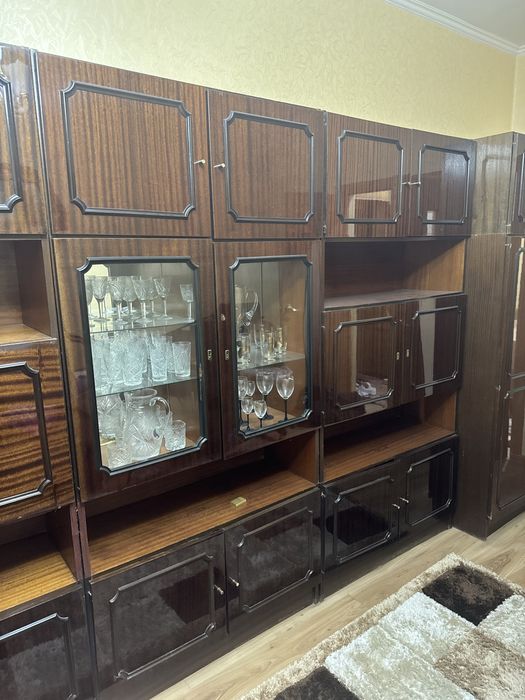 Стенка немецка, в гостинную. Мебель